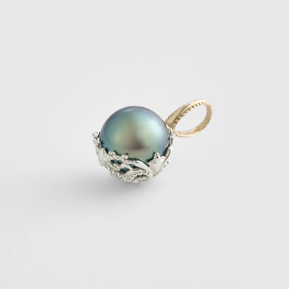Silver/K10 Pearl Charm (Black) - Image 4